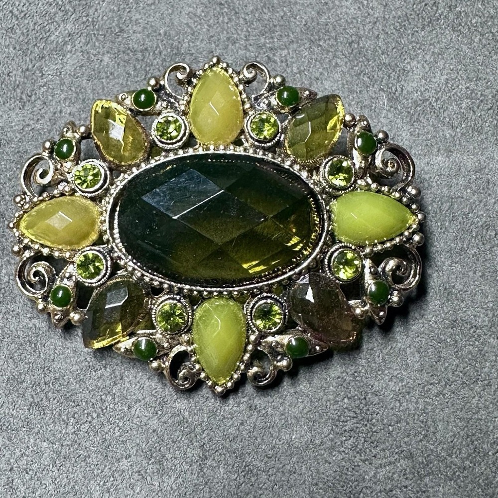 Vintage Topaz‎ Colored Stones Rhinestone Gold-Tone Victorian PIN/BROOCH Costume